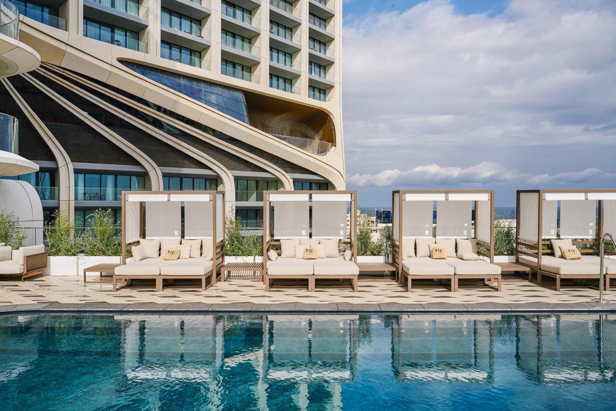 Me Malta By Melia Hotel Saint Julian's Ngoại thất bức ảnh