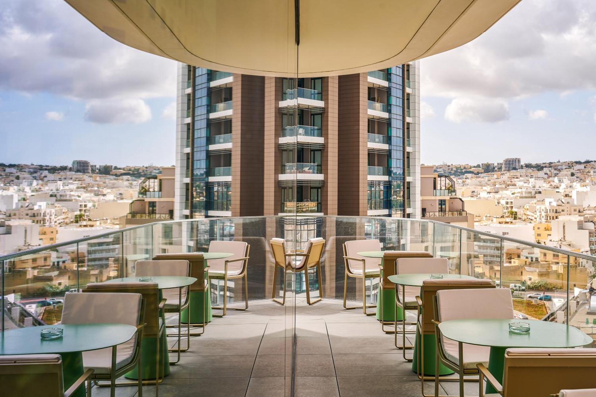 Me Malta By Melia Hotel Saint Julian's Ngoại thất bức ảnh